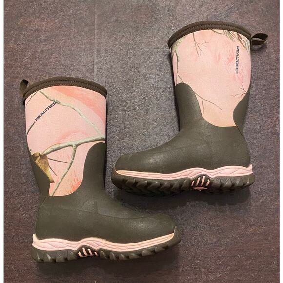Muck Boot Company Kids Size 13 Pink Realtree Camo Waterproof Neoprene Rain Boots - Picture 5 of 8